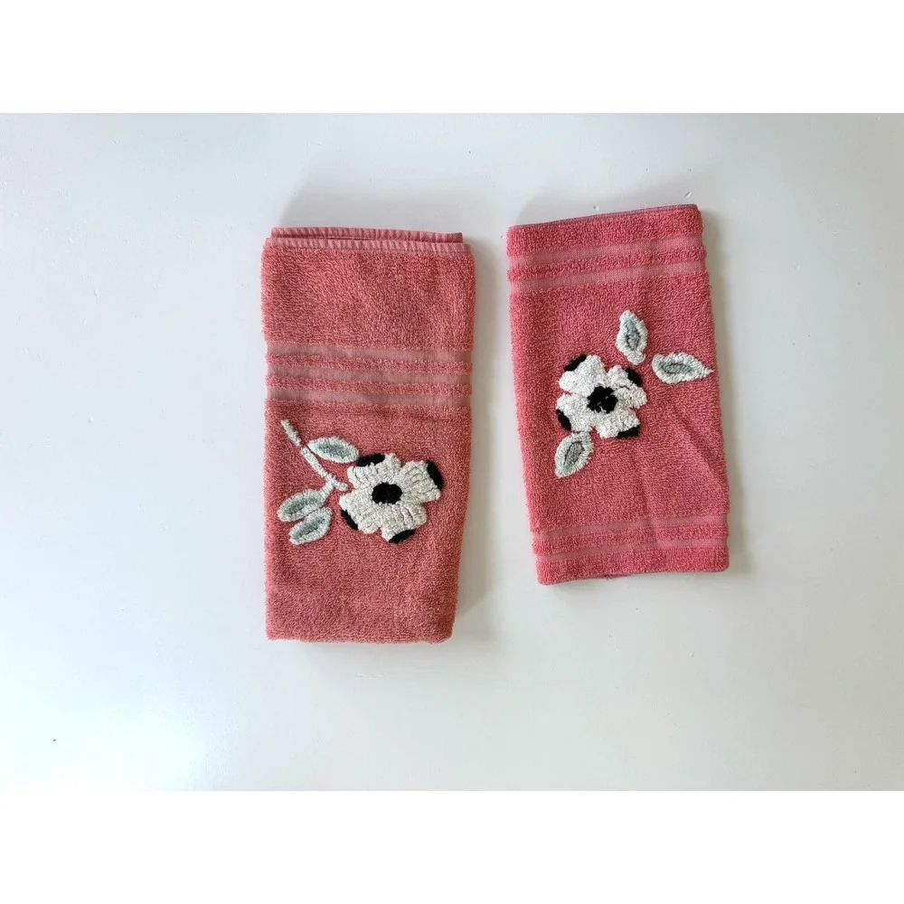 Vintage Cannon Pink 3D Flower Hand Towel & Washcloth Made in U.S.A. Set Of 2